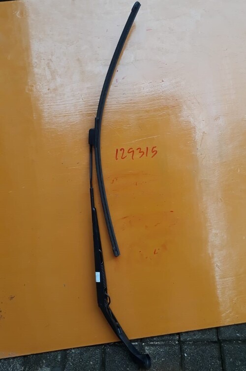 Honda Grace GM4 RHS Wiper Arm with Blade