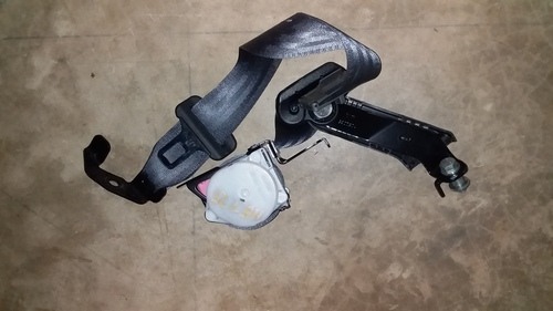 Honda Fit GP1 Seat Belt