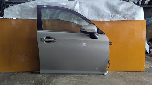 Toyota Axio NKE165 Front Door RHS Complete