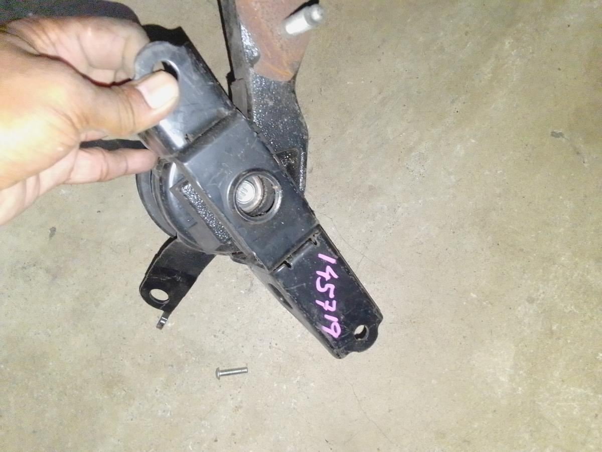 Honda Fit GP1 Engine Mount