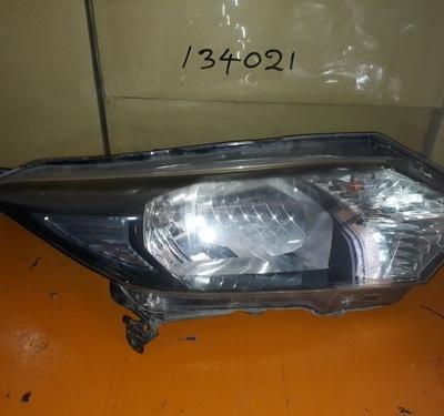 Honda Vezel RU3 A/F RHS Head Lamp