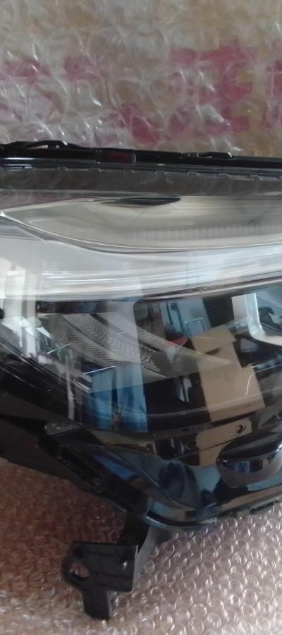 Honda Vezel RV5 Headlamp RHS -J3